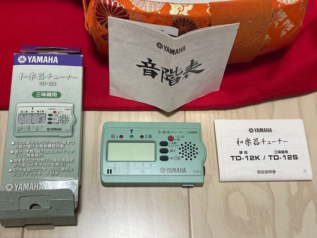 三味線　チューナー付き