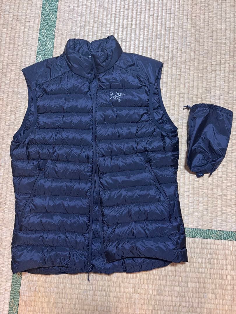 アークテリクス　セリウム　ブラック ダウンベスト M メンズ