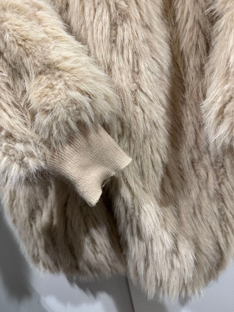 【THINK FUR（シンクファー）】エコファーカーディガン　ベージュ