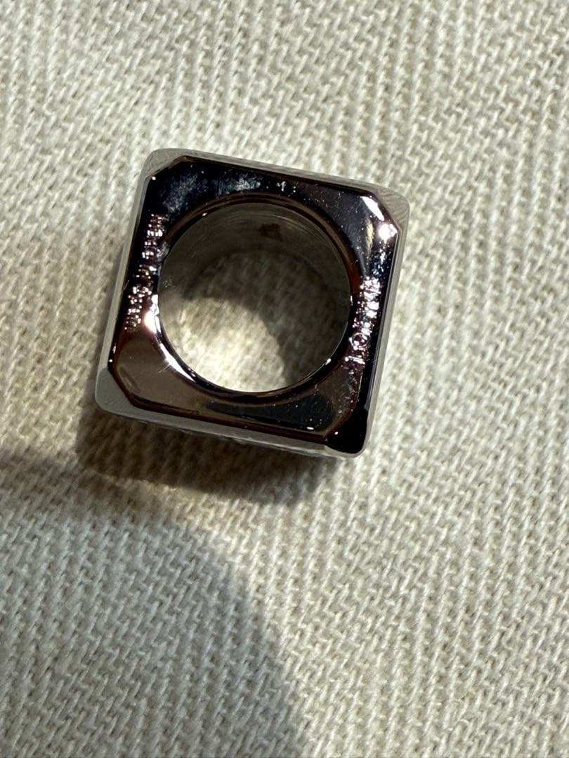 jasmine♡ 専用LOEWE ロエベ　ダイス　チャーム　シルバーカラー