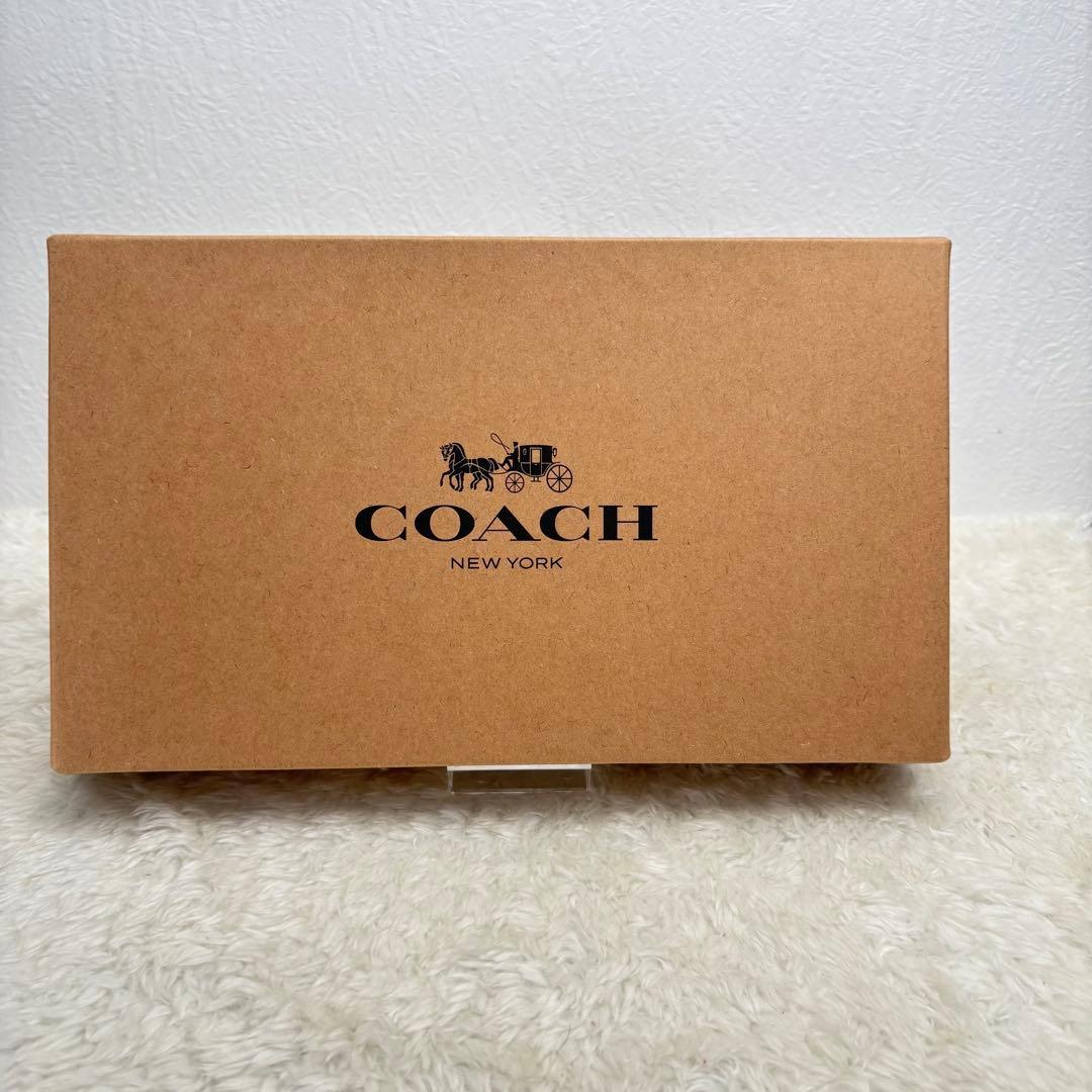 COACH 花柄 長財布 アウトレット品 ホワイト