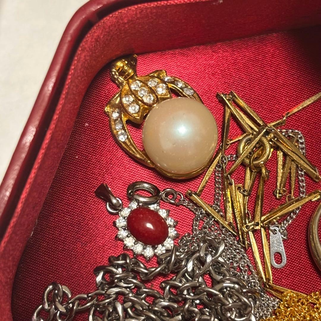 S*e様 遺品整理 自宅整理 アクセサリー イミテーション ネックレス リング等