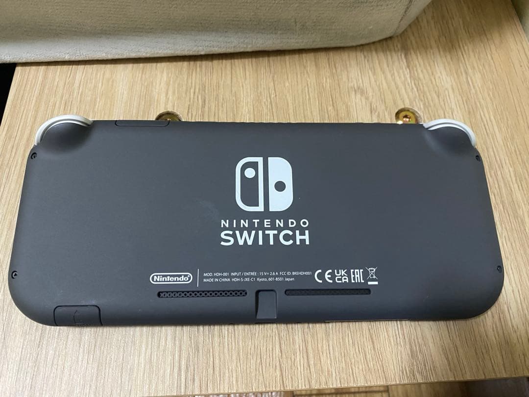 Nintendo Switch Lite グレー 本体 箱付き　裏面写真あり