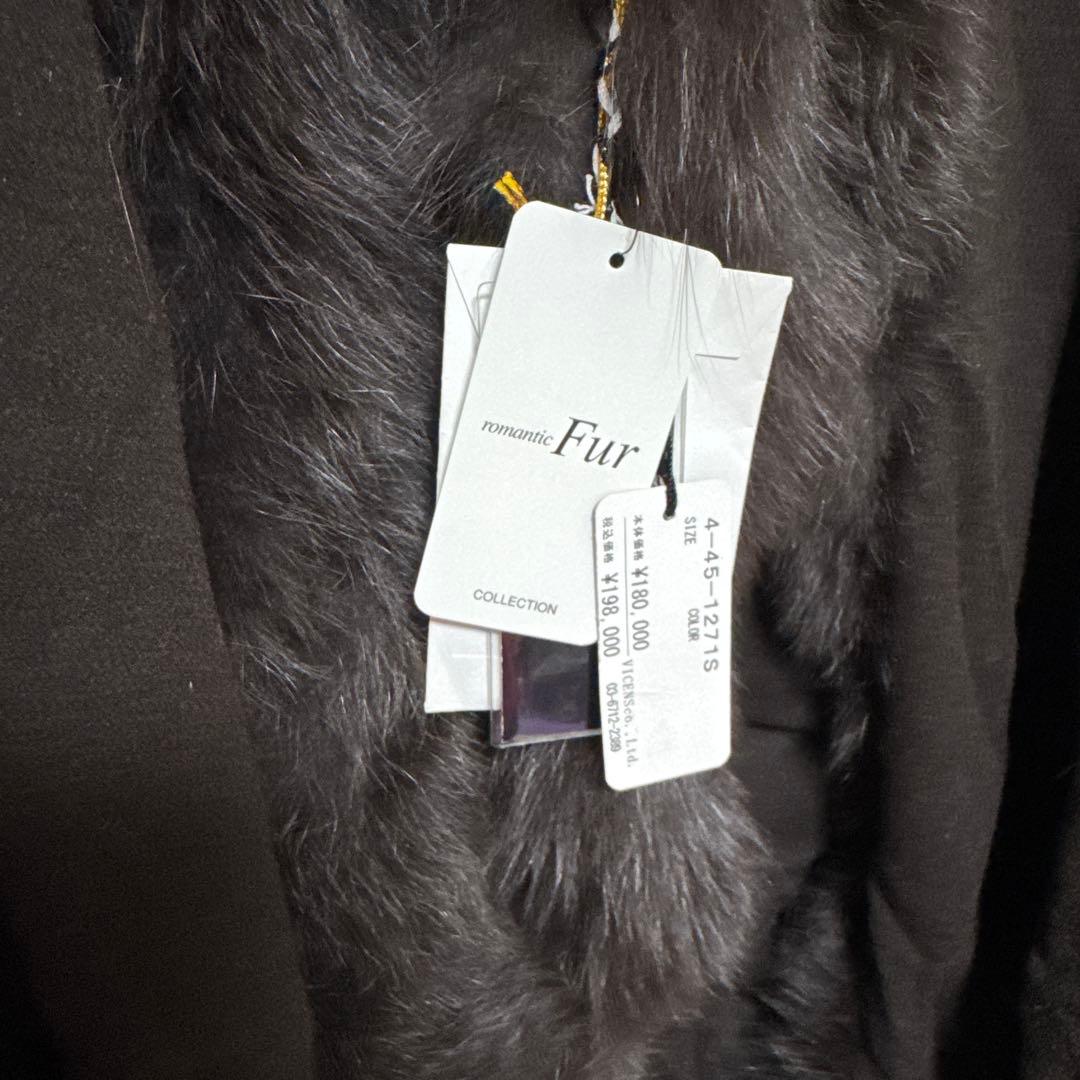 定価198000円新品未使用romanticFur 黒ポンチョコートケープ冬高級