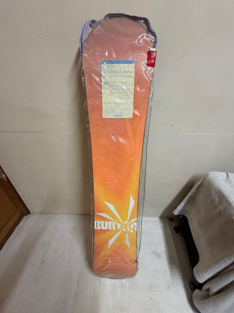 Burton Custom スノーボード 赤色 未使用