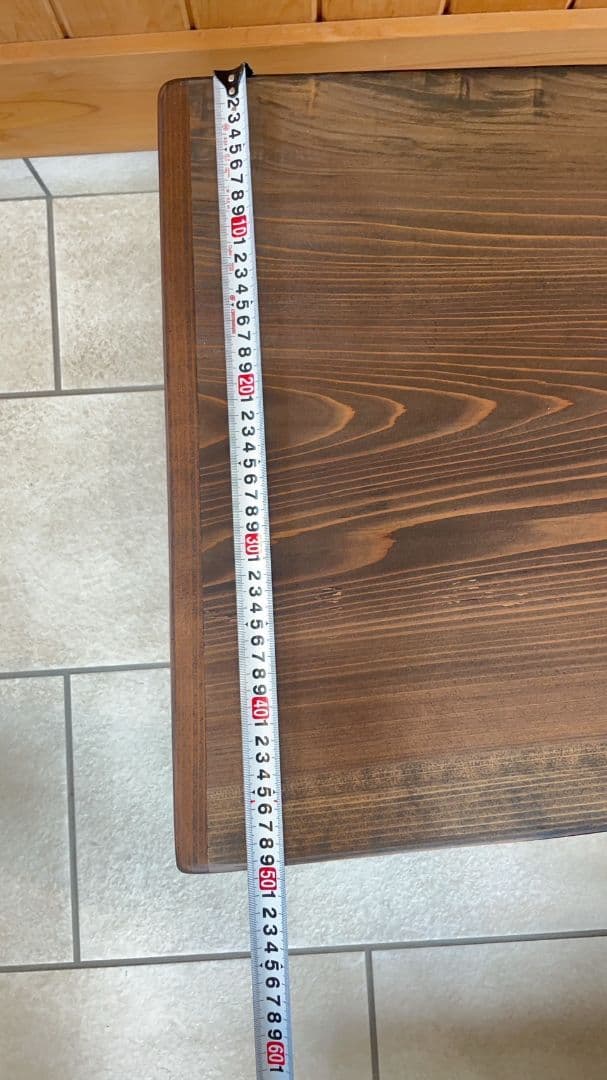 n*3様 市場で一目惚れした杉の一枚板を二度と同じ形の物は作れないローテーブルに