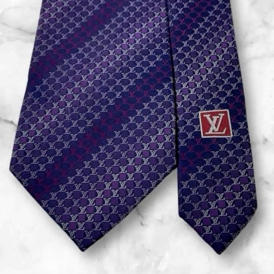 アリスト　世界最高峰ルイヴィトン LVロゴ　ストライプ　ネクタイ