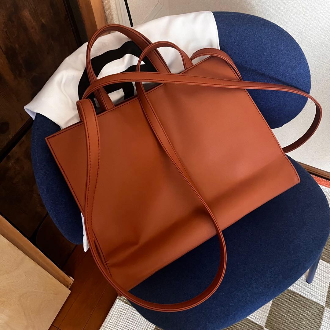 テルファー telfar ミディアム ショッピングバッグ タン