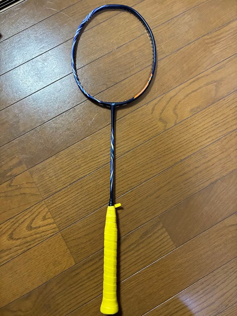 YONEX アストロクス100zz 4u5 ダークネイビー　廃盤