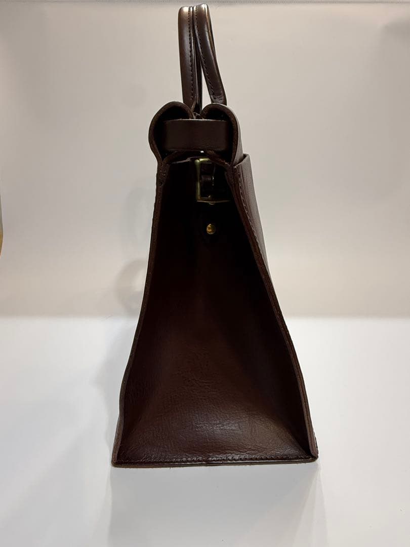 LONA 革 限定品　サンチュールトリップ