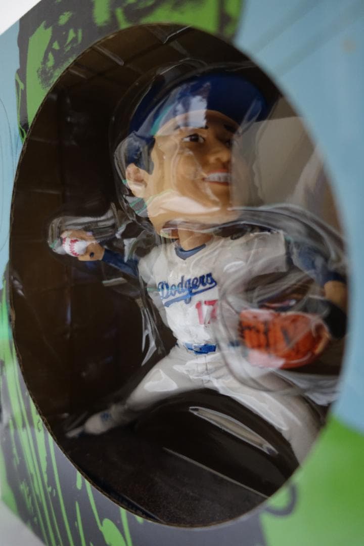 【新品】大谷翔平ボブルヘッド　9月10日配布　ピッチング姿
