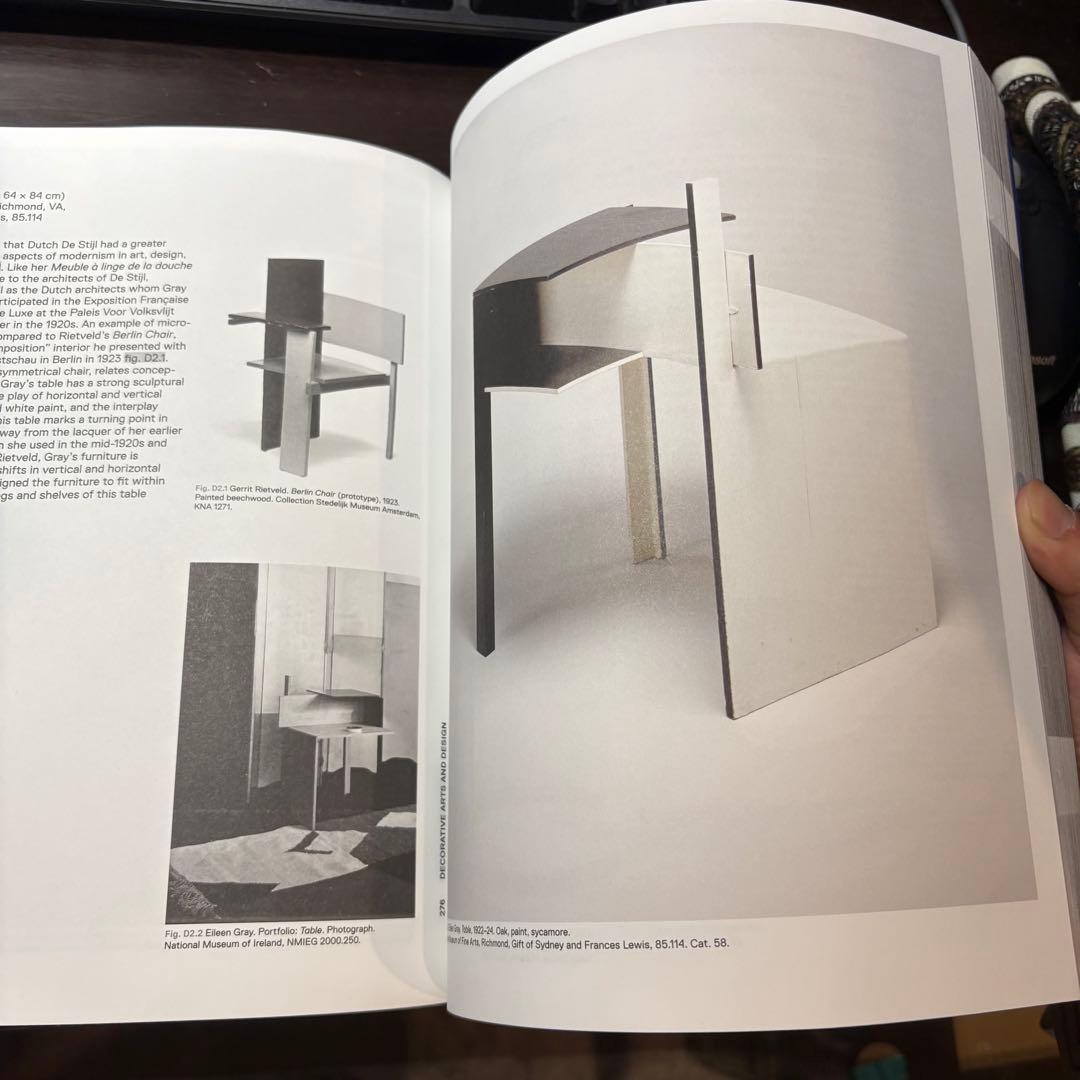 希少本　EILEEN GRAY