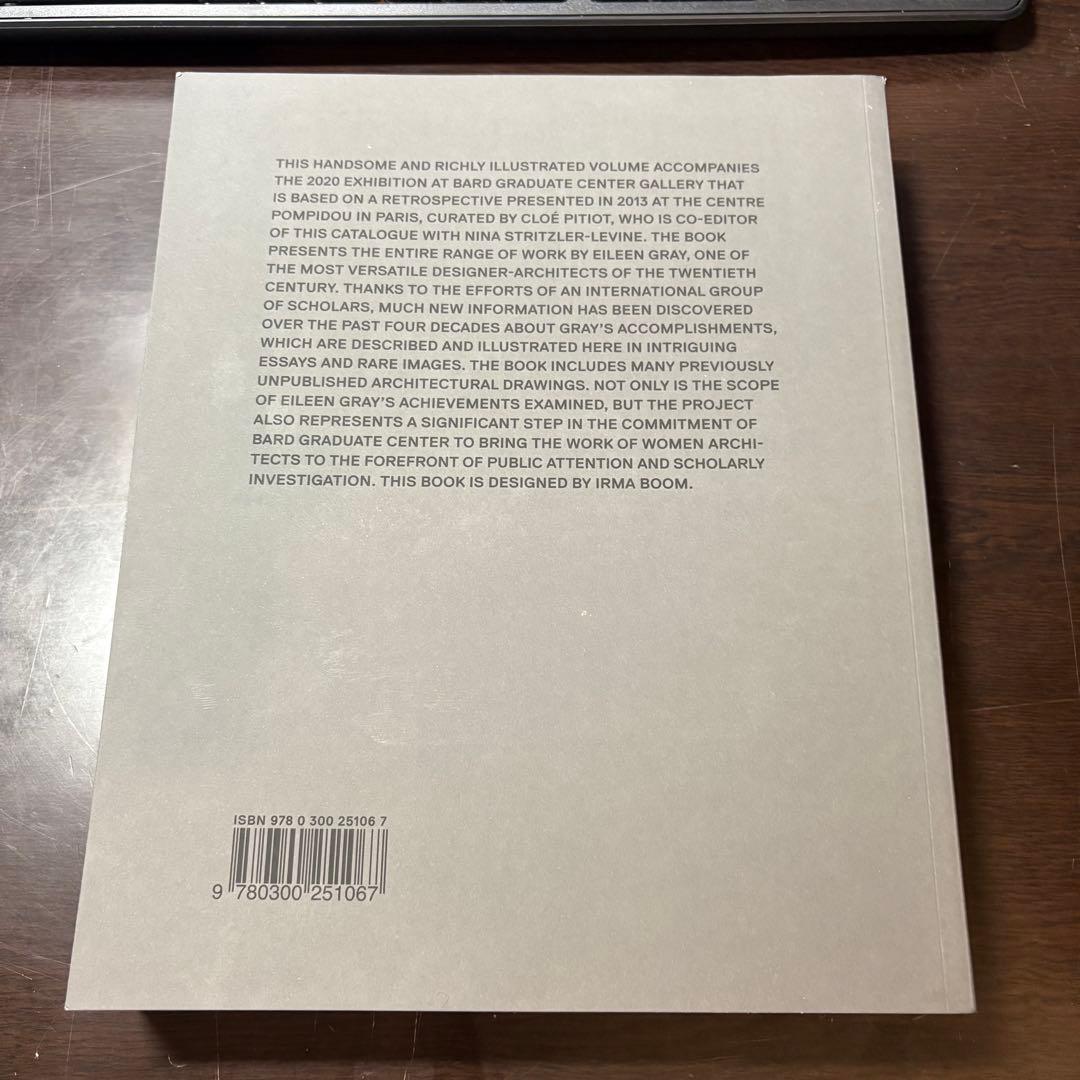希少本　EILEEN GRAY
