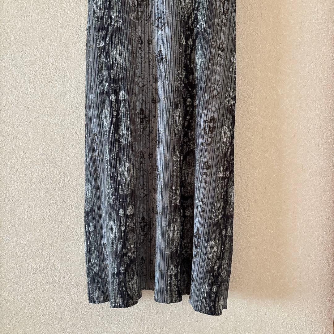 PLEATS PLEASE プリーツ　ロングワンピース　グレー系サイズ3