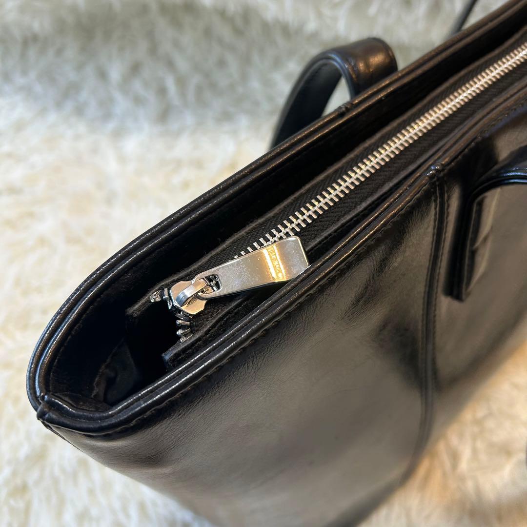 新品未使用　スーティスト レザートートビジネスバッグ A4タカキュー黒