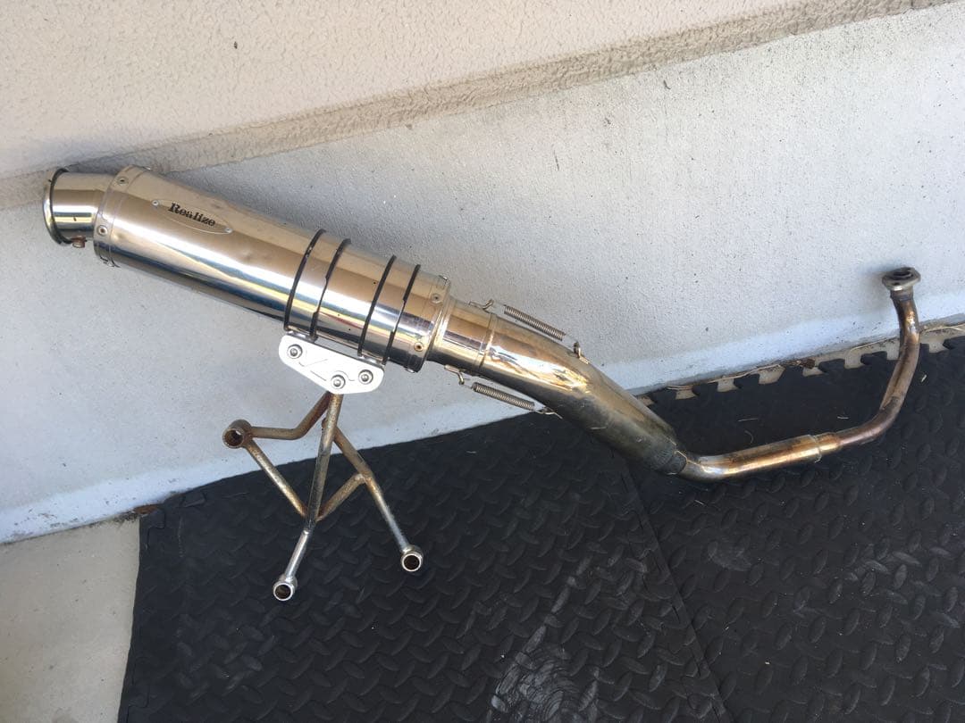 Realize リアライズ　マフラー pcx用