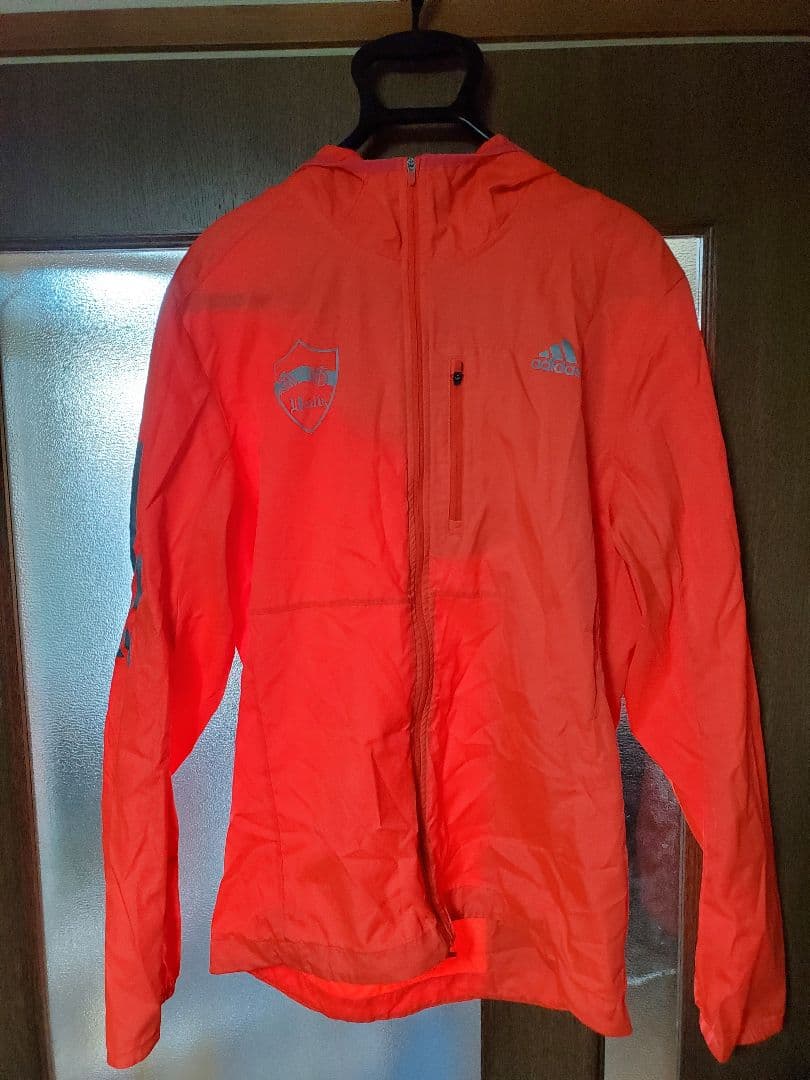 青山学院　adidas　ウィンドブレーカー　陸上用