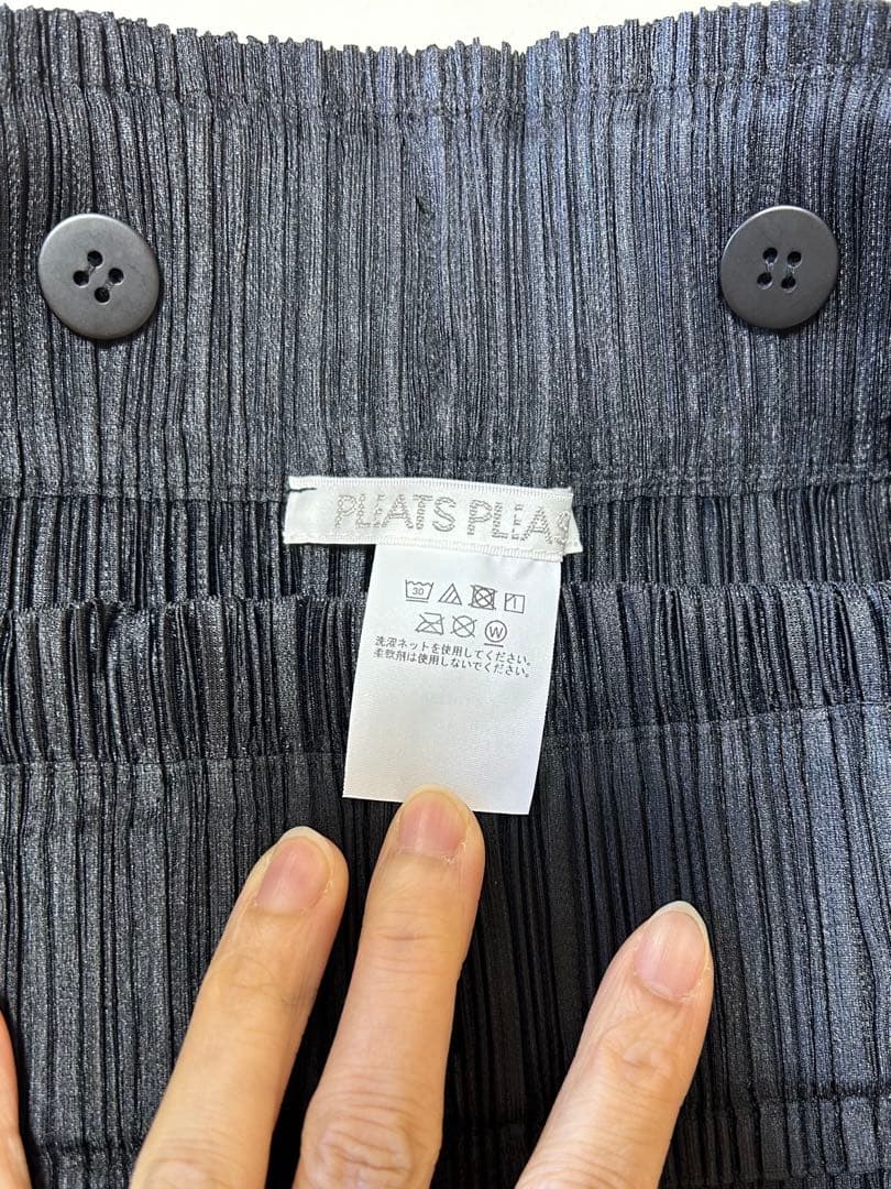 PLEATS PLEASE プリーツプリーズ　スカート黒 サイズ3 サスペンダー