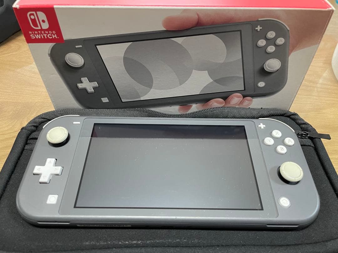 Nintendo Switch Lite グレー ケース付き　本体