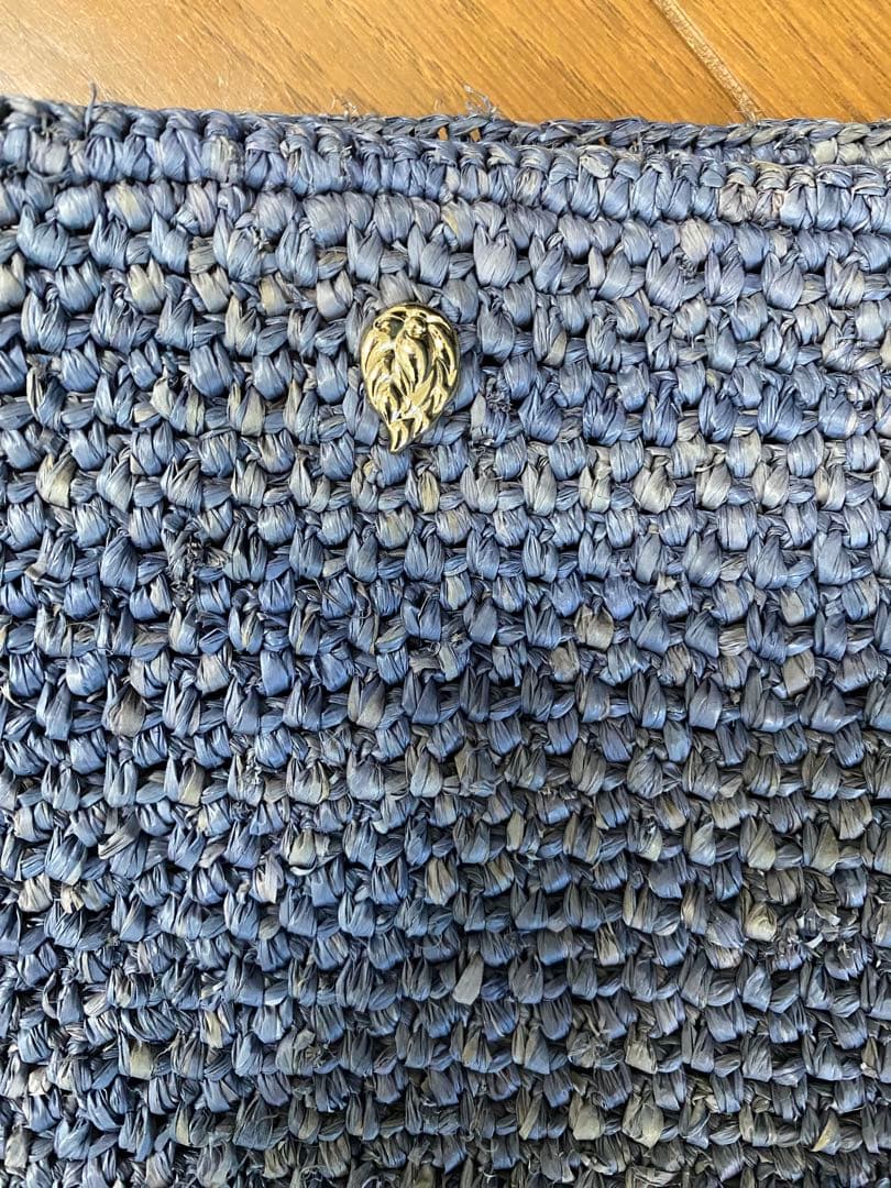 【新品未使用・専用袋付】HELEN KAMINSKIショルダーバッグ