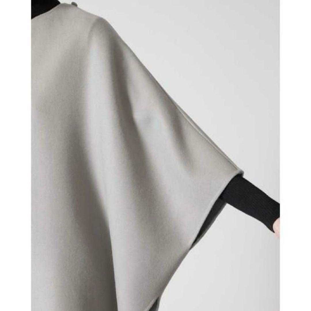 ADORE アドーア⭐️ ツートンリバーフードコート　ポンチョコート