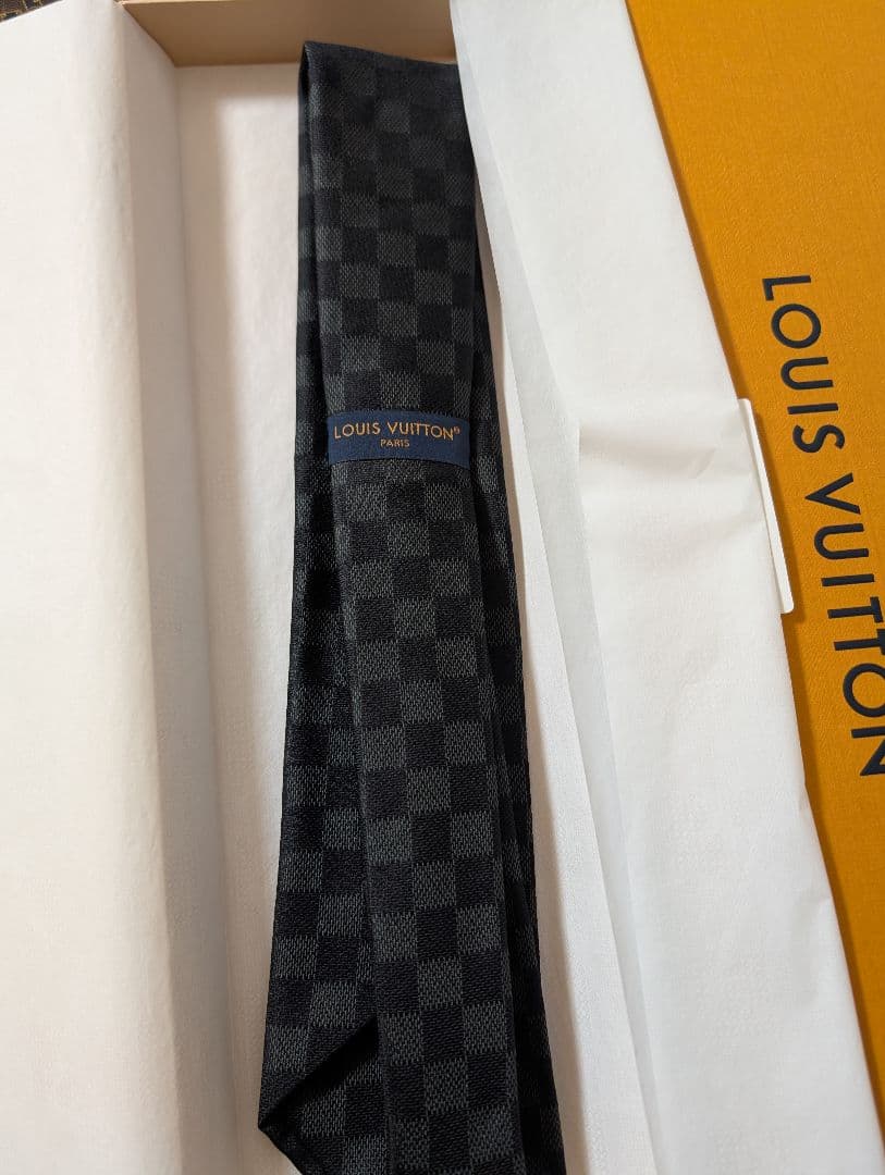 mens　ネクタイ　LOUISVUITTON