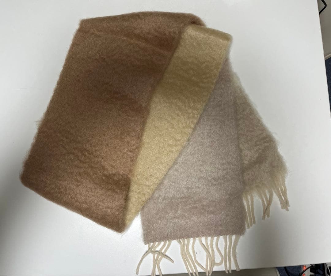 ロエベ　モヘア　マフラー　ベージュ系