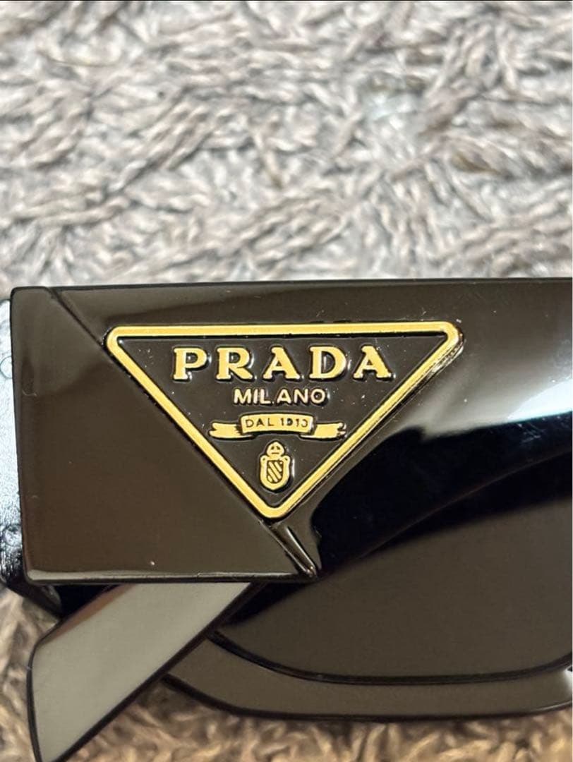 小物 PRADA symbol Square Sunglasses
