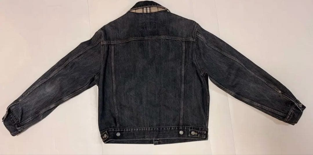 BURBERRY ブラックデニムジャケット