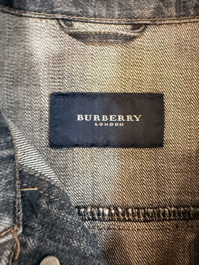 BURBERRY ブラックデニムジャケット
