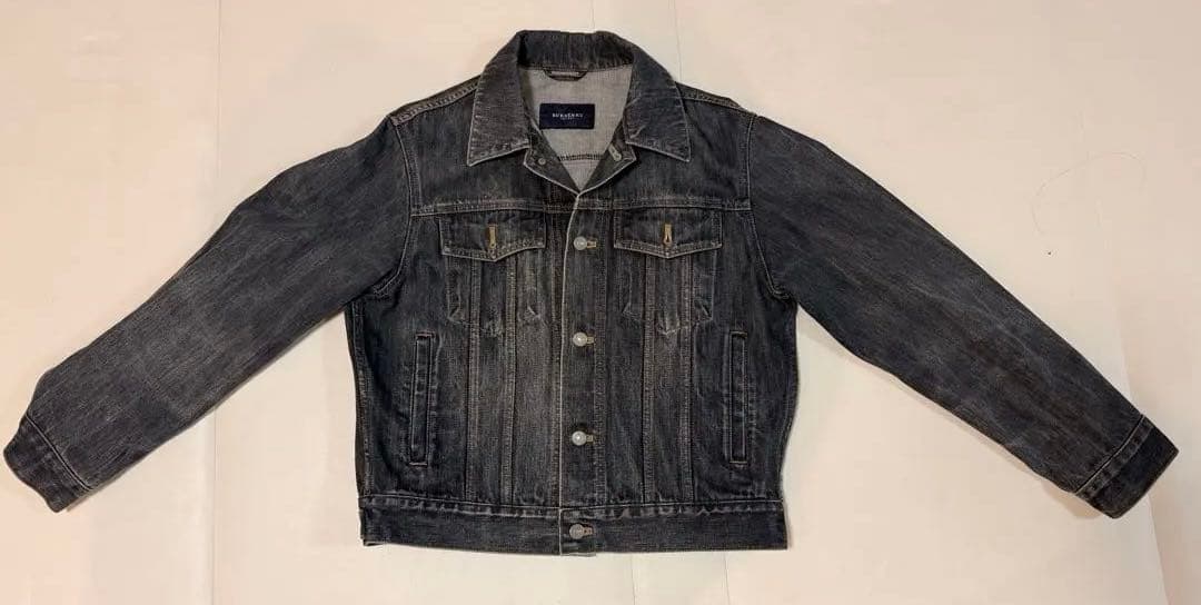 BURBERRY ブラックデニムジャケット