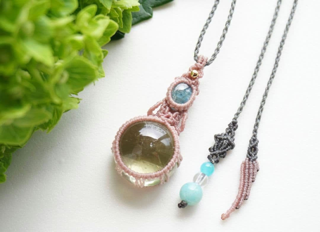 《山霞》グリーンアメジスト　グリーンカイヤナイト　マクラメ　ネックレス