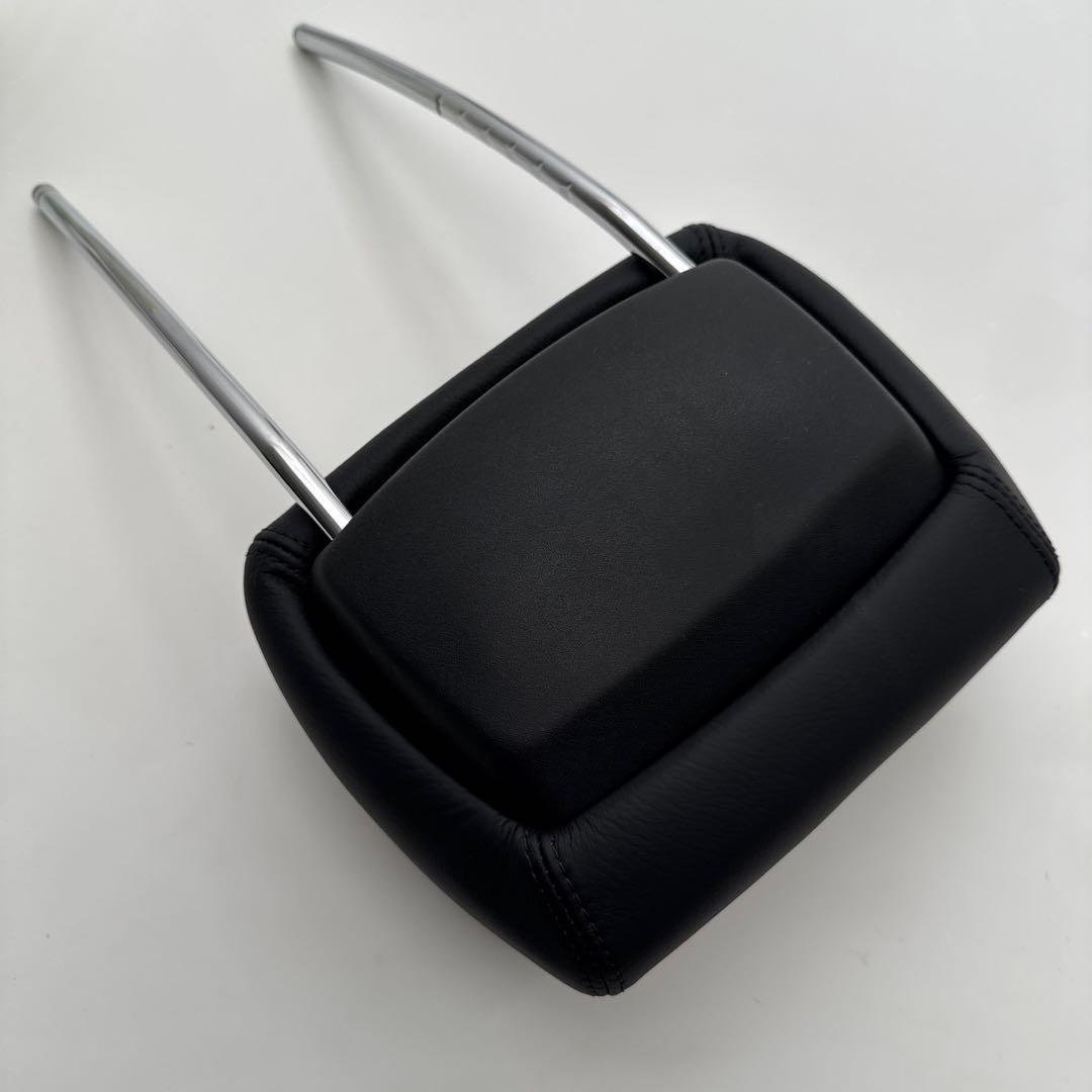 メルセデスベンツW463(旧型ゲレンデ)の純正ヘッドレスト