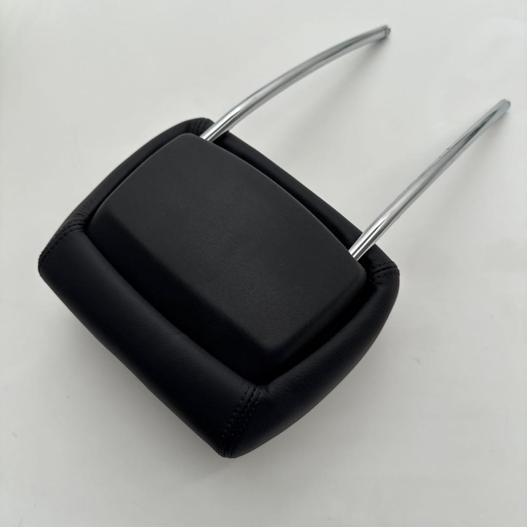 メルセデスベンツW463(旧型ゲレンデ)の純正ヘッドレスト