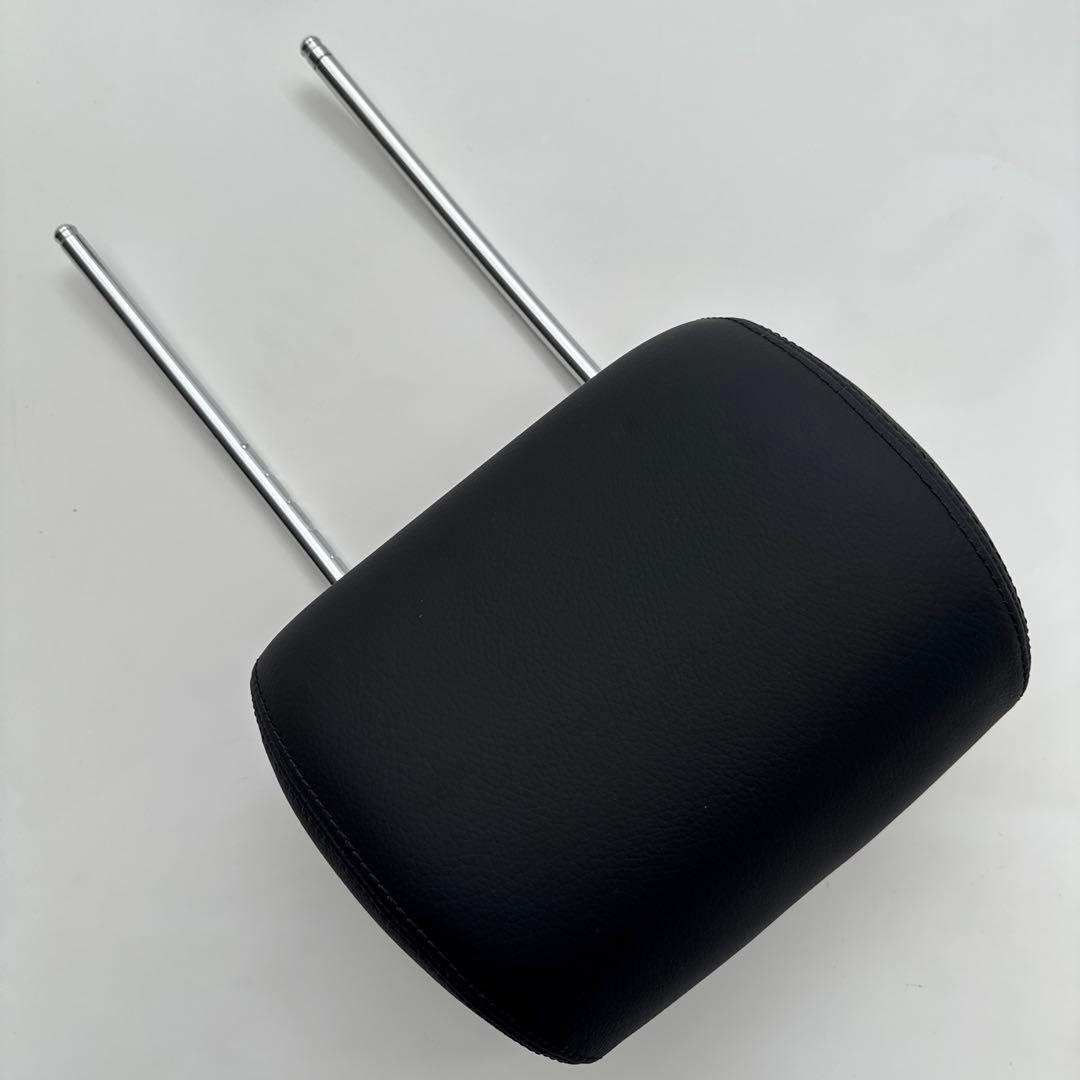 メルセデスベンツW463(旧型ゲレンデ)の純正ヘッドレスト