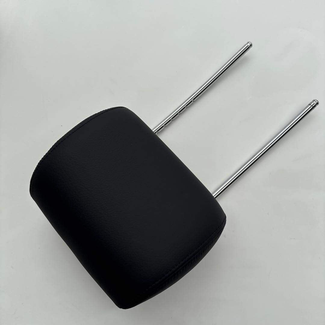 メルセデスベンツW463(旧型ゲレンデ)の純正ヘッドレスト