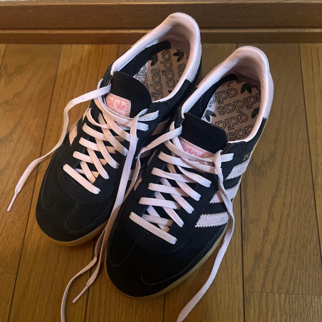 adidasスペツィアル24.0ブラックピンク
