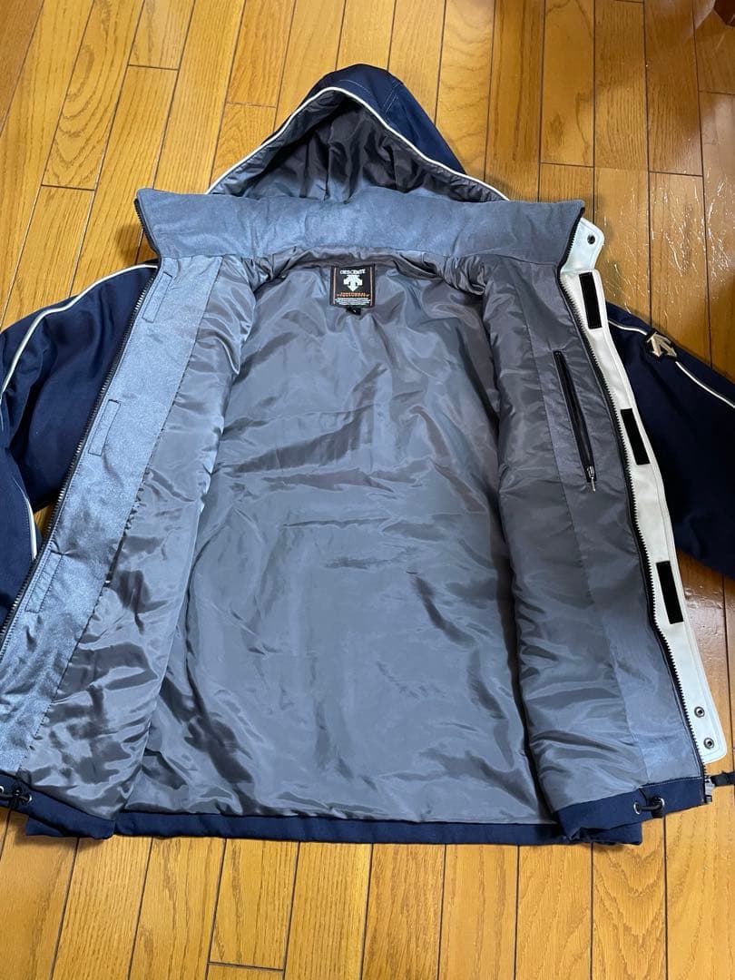 DESCENTE スキーウェア ホワイト/ネイビー