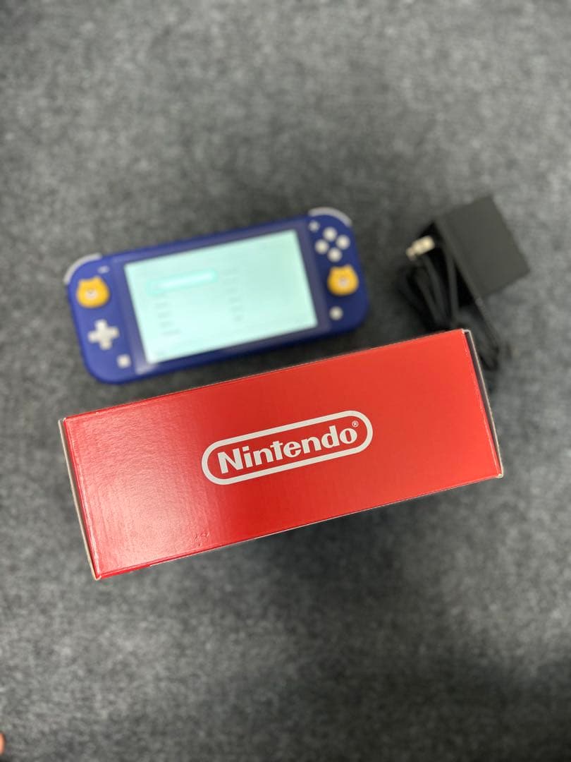箱付き　Nintendo Switch Lite ブルー 本体 ACアダプタ付き