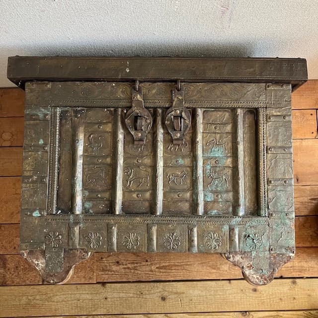 アンティーク インド 真鍮 トランク チェスト 骨董 古道具 トレジャー