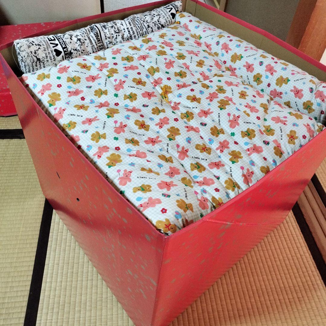 【新品】おふとん屋さんの座布団7枚