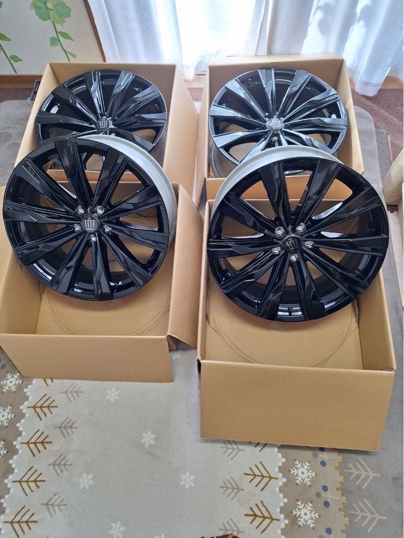 クラウンスポーツ　21インチ純正ホイル4本