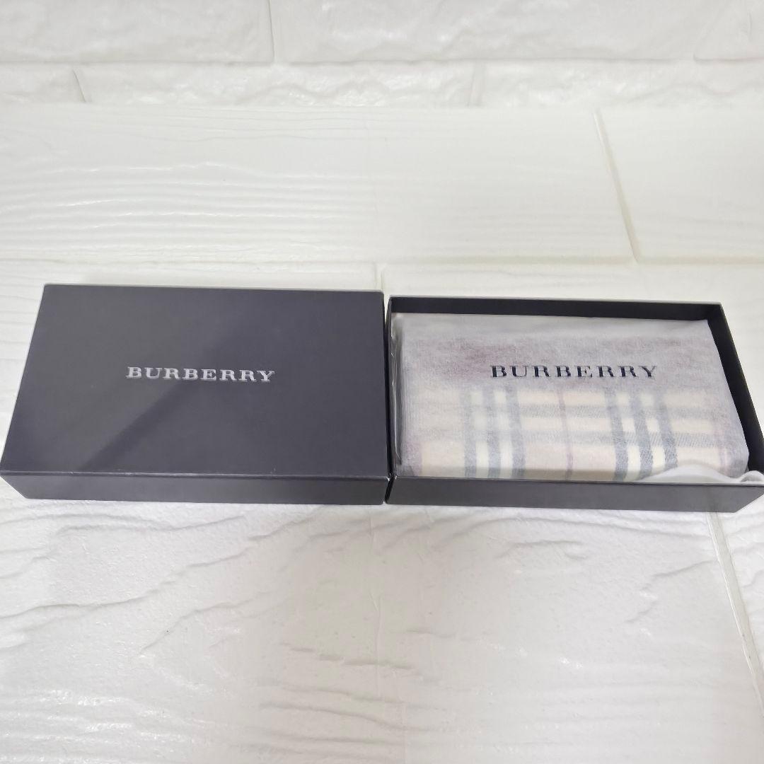 224【未使用品 箱付き】 　バーバリー 5連キーケース ベージュ ノバチェック