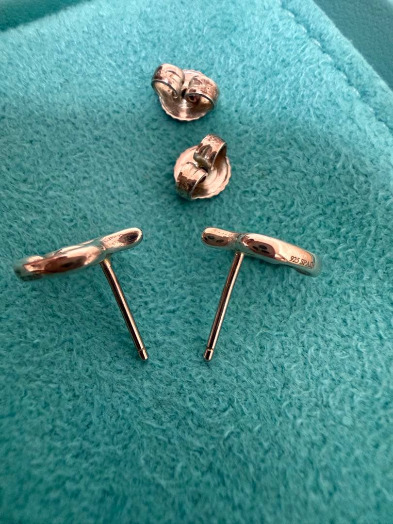 本日限定値下げ！TIFFANY＆Co アップル ピアス SV925