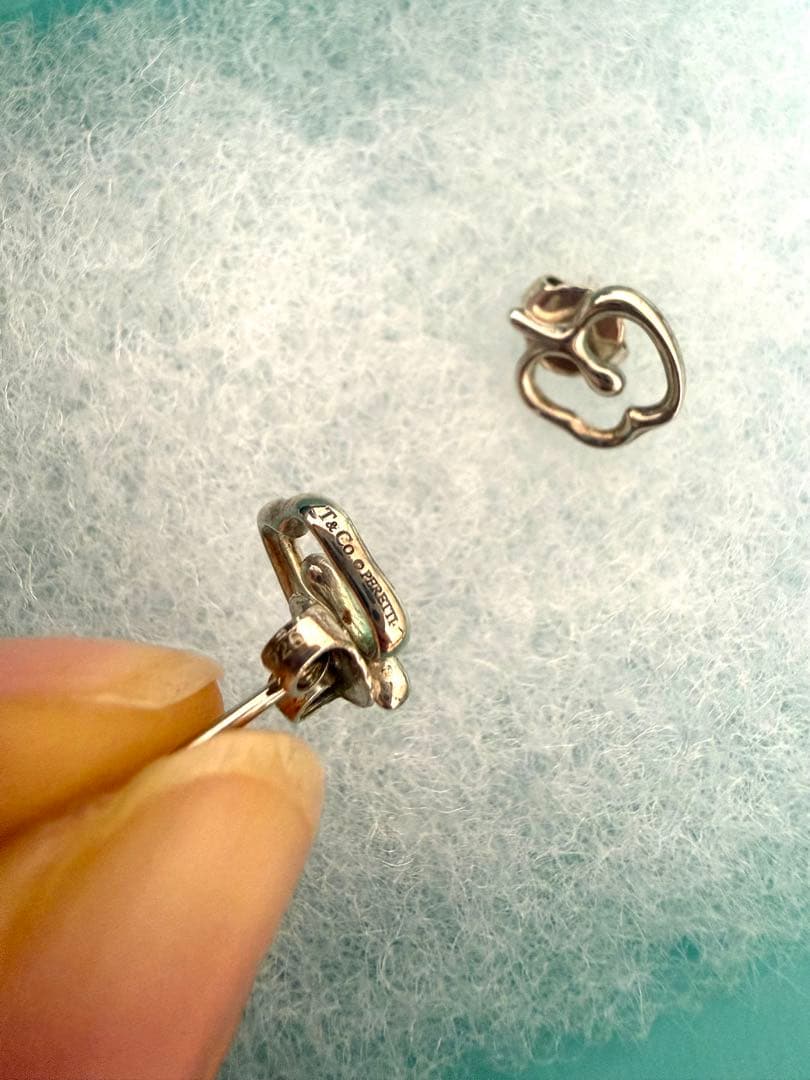 本日限定値下げ！TIFFANY＆Co アップル ピアス SV925