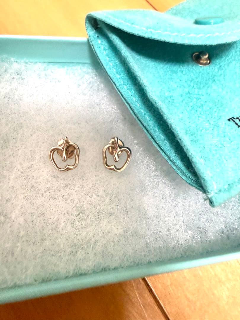 本日限定値下げ！TIFFANY＆Co アップル ピアス SV925