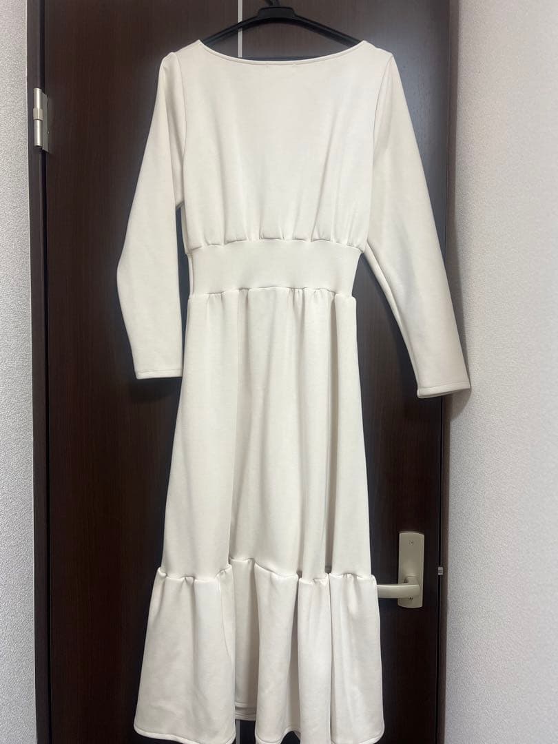 over E オーバーイー　裏起毛プルオーバーティアードワンピース　96サイズ