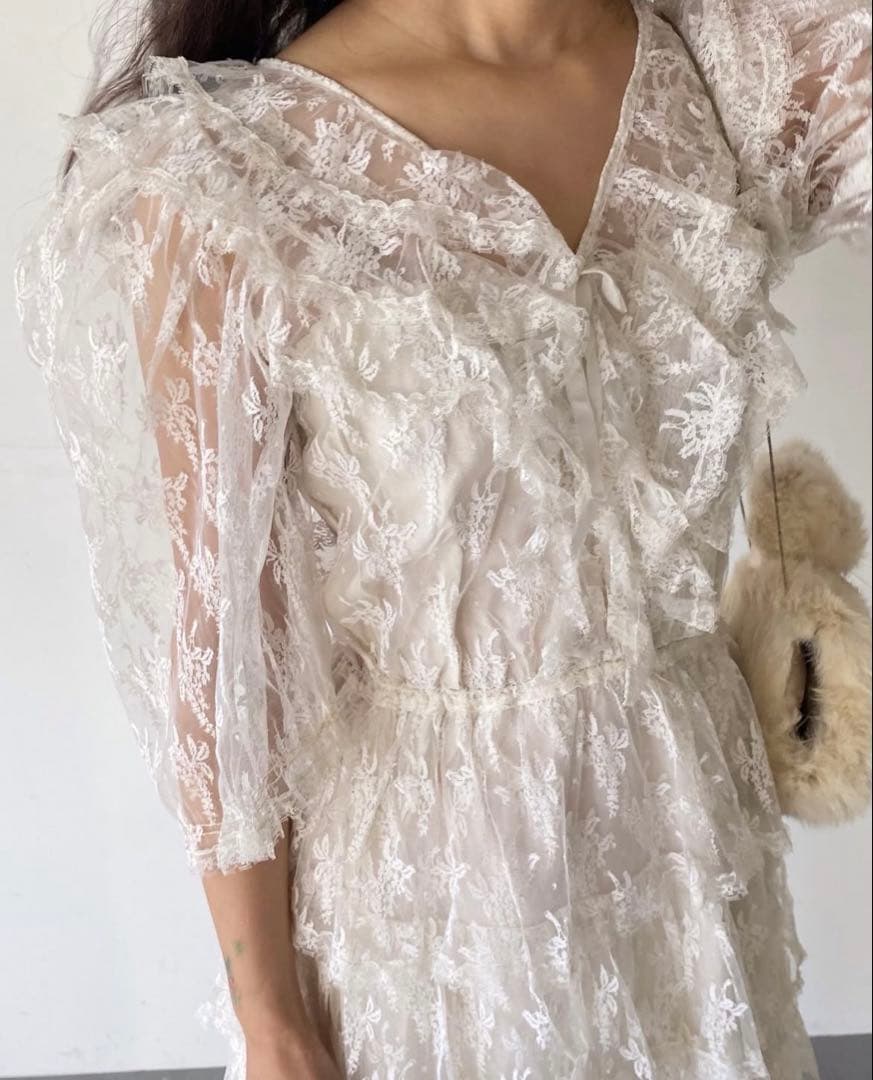 curiosヴィンテージ　レース フリル ワンピース