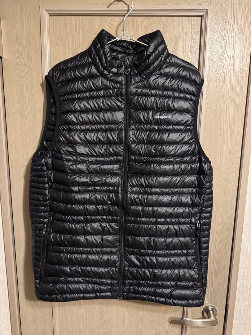 パタゴニア　ダウンベスト　アウトドア