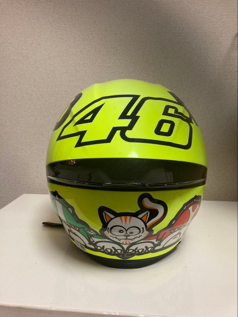 本日限定価格　AGV フルフェイスヘルメット ロッシ